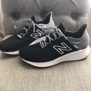 New Balance Fresh Foam Roav